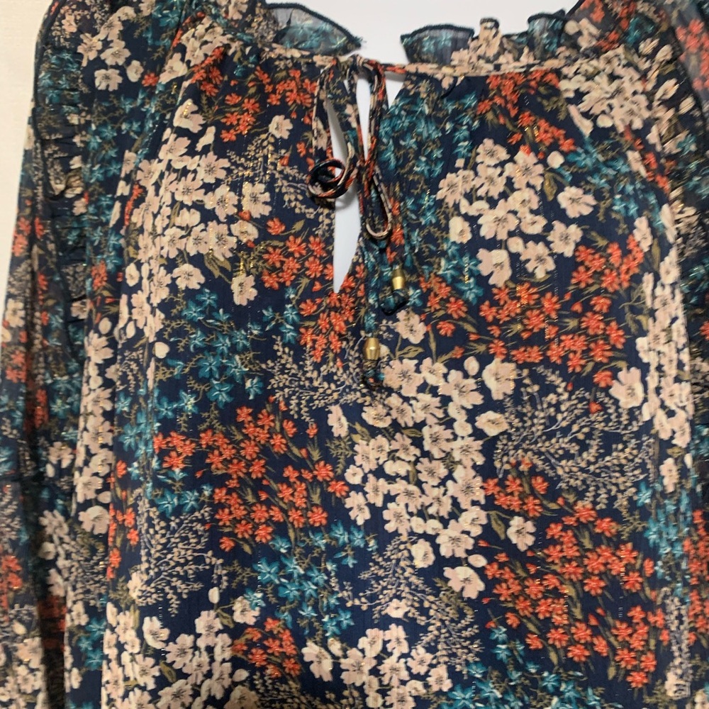 Wonderly Navy Floral Blouse with Orange and Cream Accents Ruffle Sleeves! - Picture 4 of 14